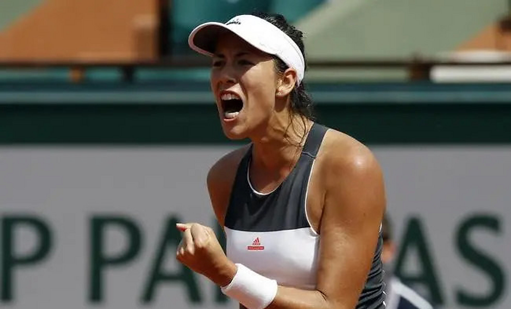 J9九游会体育电竞 - 穆古鲁扎遭遇十五连败，加拿大队教练面临压力！